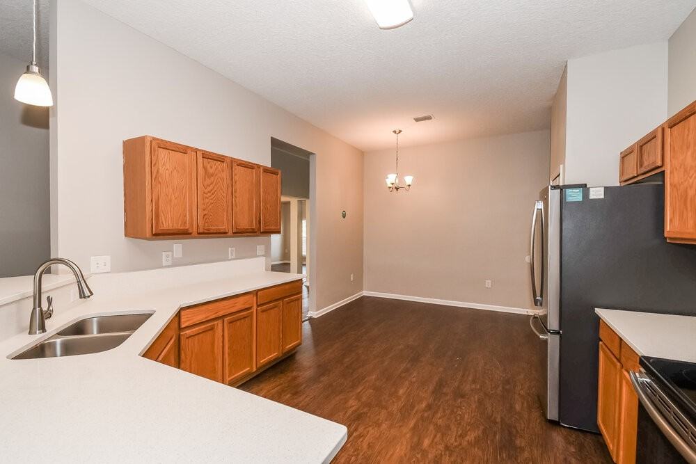 14064 Fish Eagle Dr E - Photo 7 of 16