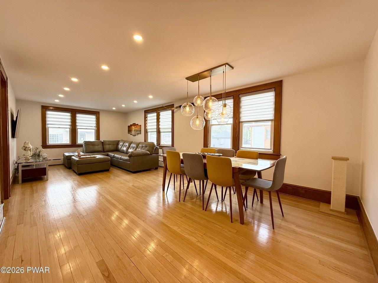 955 Main St - Photo 5 of 20