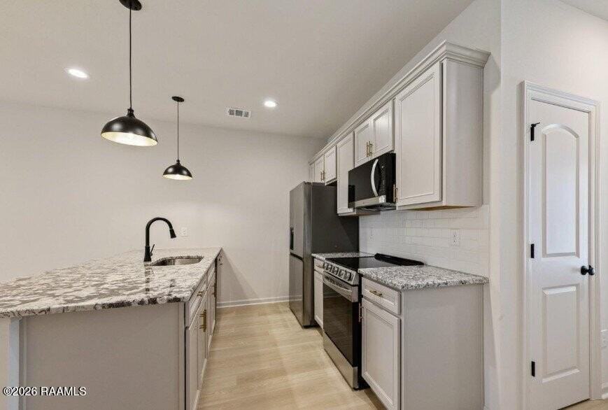 102 Foster Grove Dr - Photo 4 of 15