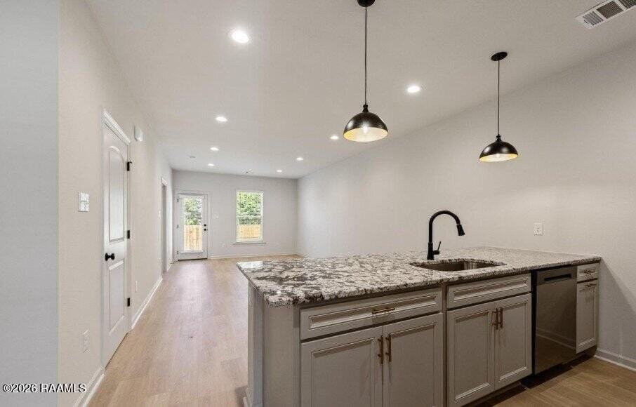 102 Foster Grove Dr - Photo 5 of 15