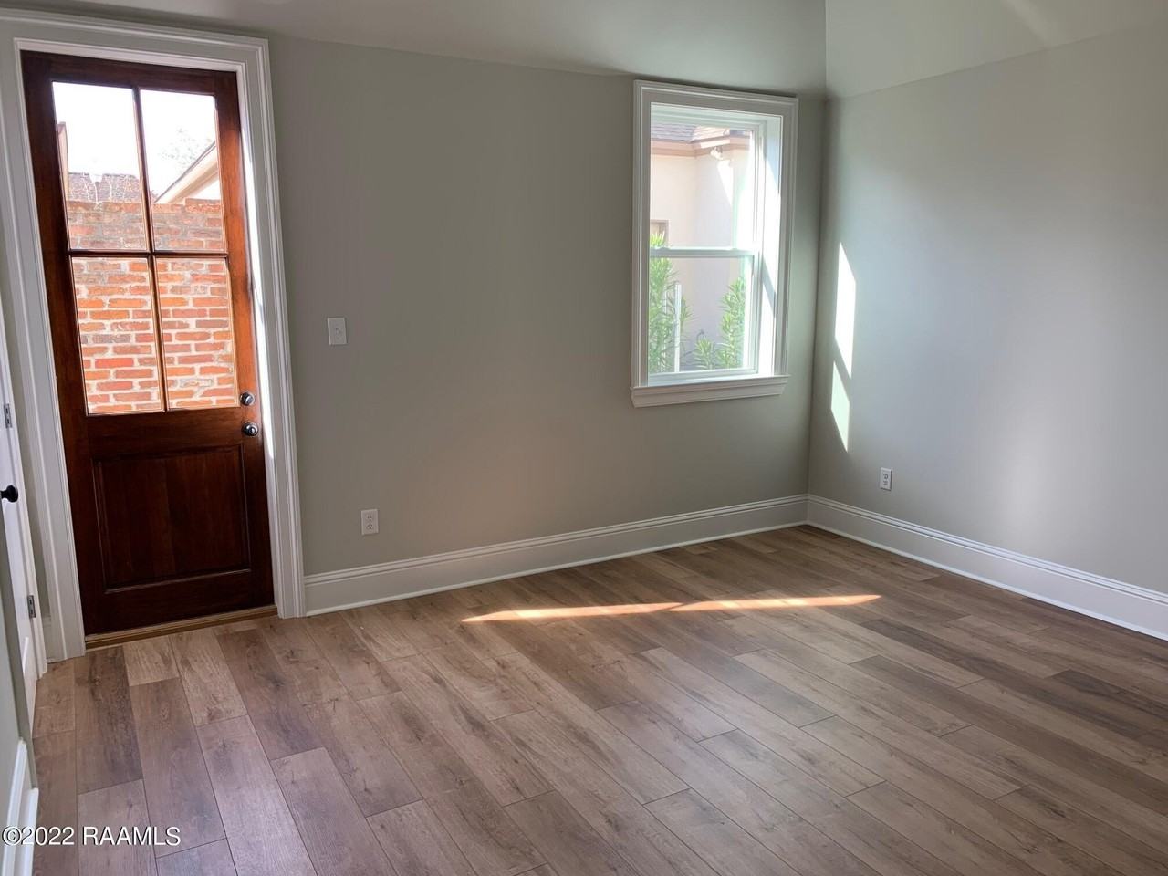 104 Shirekeep Ln - Photo 7 of 17
