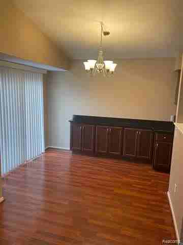 24272 Bashian Dr - Photo 4 of 11
