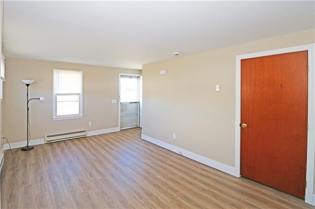 16 Race St #2 - Photo 5 of 26