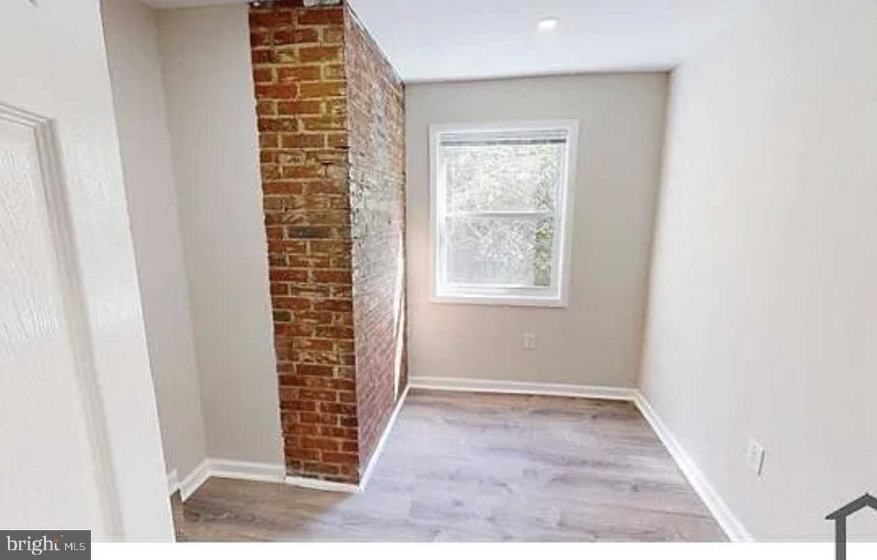 4203 Edson Pl Ne #3C - Photo 4 of 14