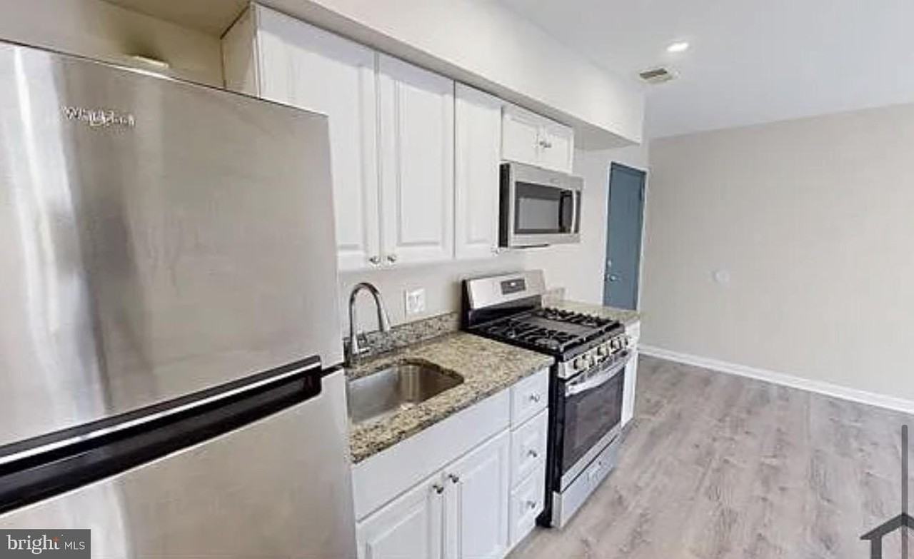 4203 Edson Pl Ne #3C - Photo 5 of 14