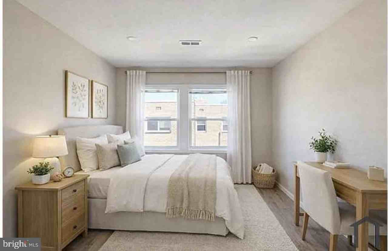 307 Division Ave Ne #101 - Photo 5 of 9