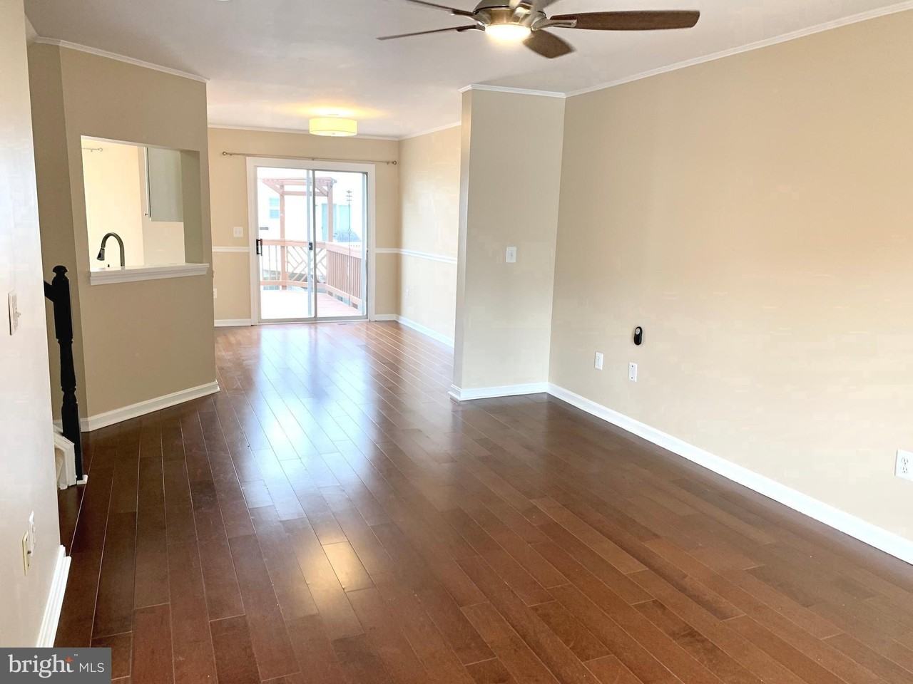 4 Putman Ct - Photo 3 of 20