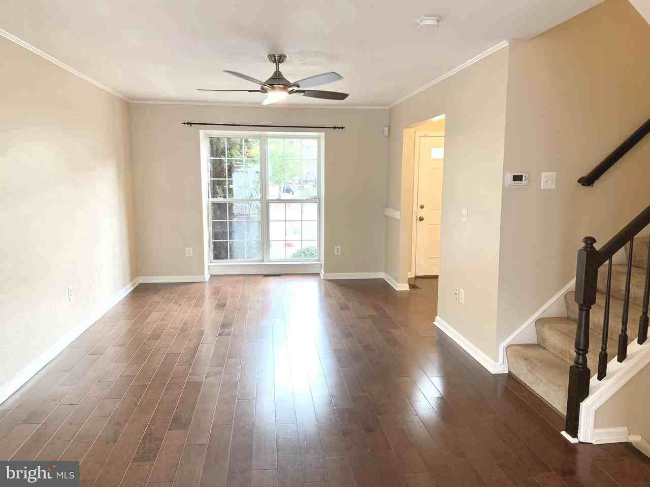 4 Putman Ct - Photo 4 of 20