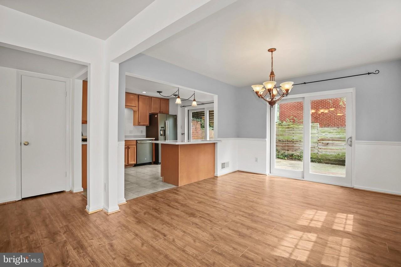8510 Thames St - Photo 3 of 26