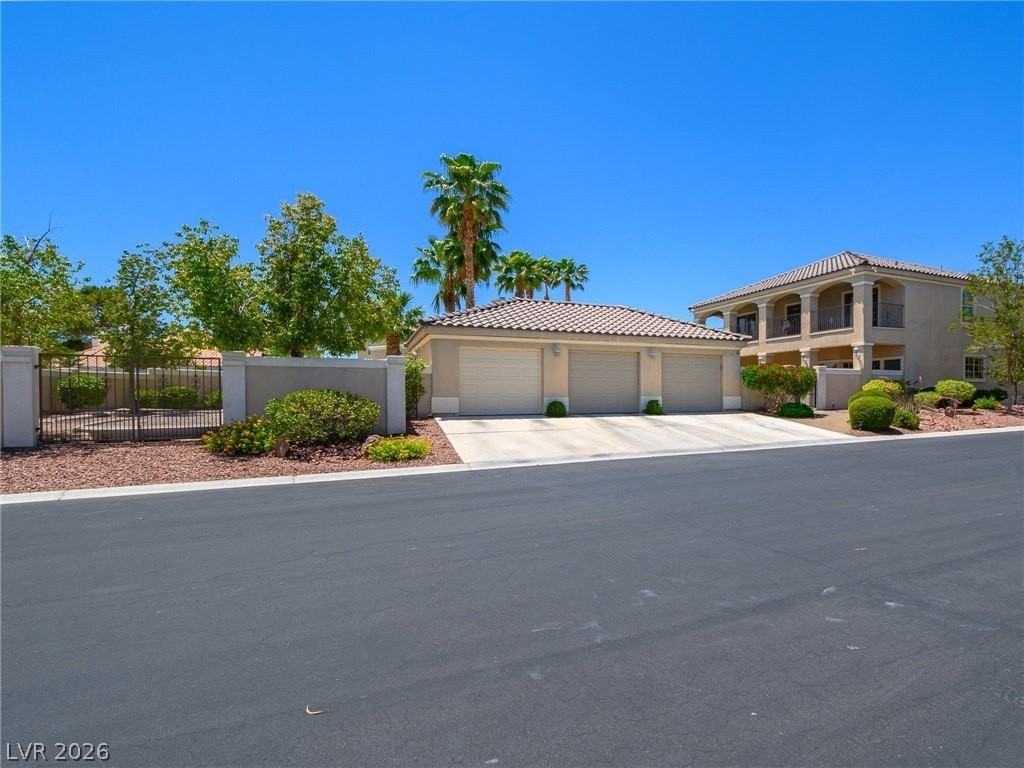5228 Sandy Cactus Ln - Photo 2 of 21