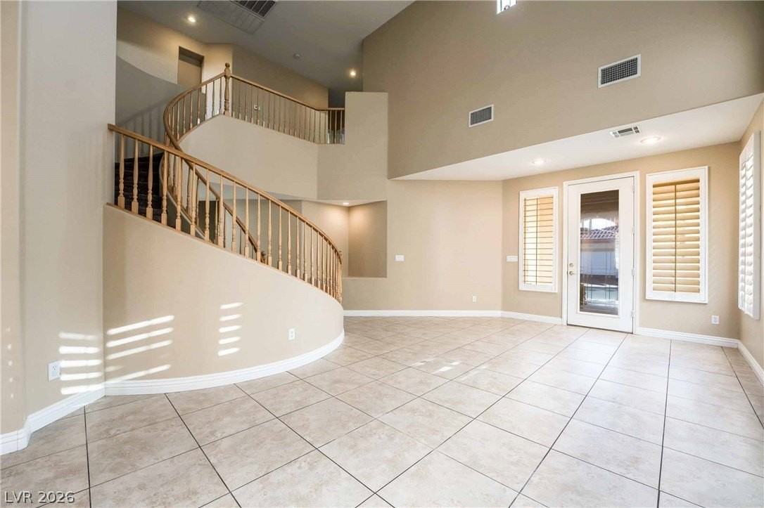 278 Palm Trace Ave - Photo 6 of 34
