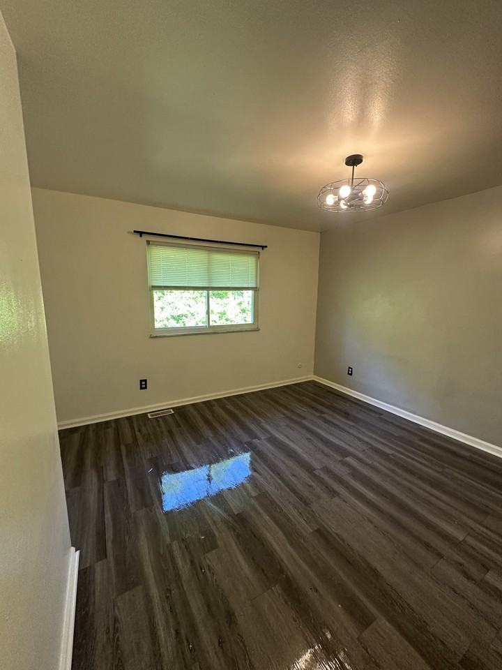 3000 Benchwood Road - Photo 7 of 17