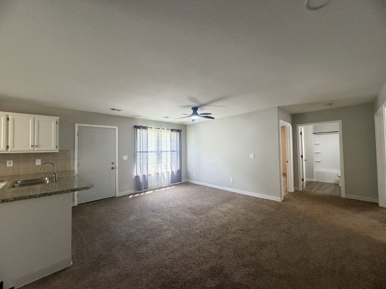 824 S Mills St #1 - Photo 5 of 23