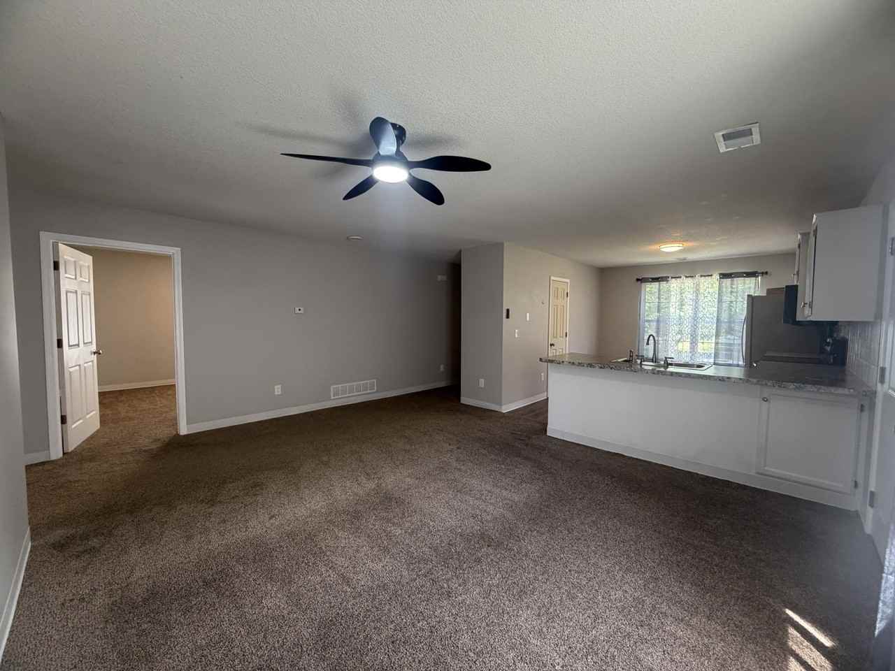824 S Mills St #1 - Photo 6 of 23