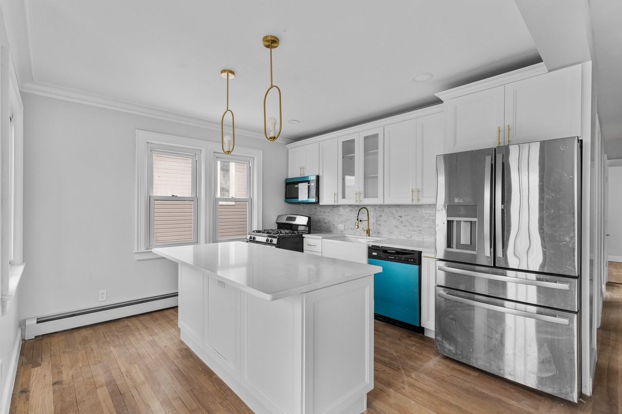 119 Belmont Avenue - Photo 5 of 17