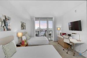 featured image of 2602 E Hallandale Beach Blvd