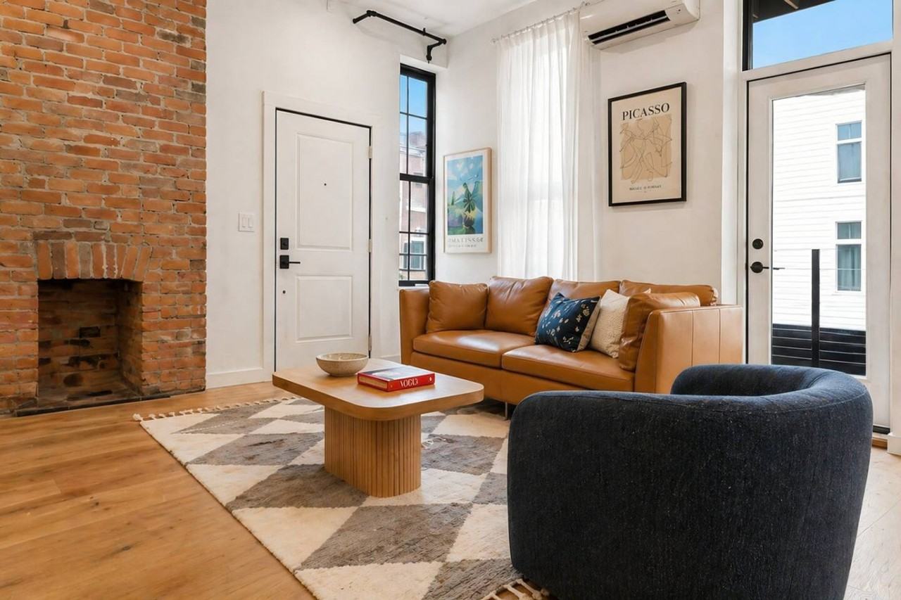 1508 Pleasant Street - Photo 3 of 34