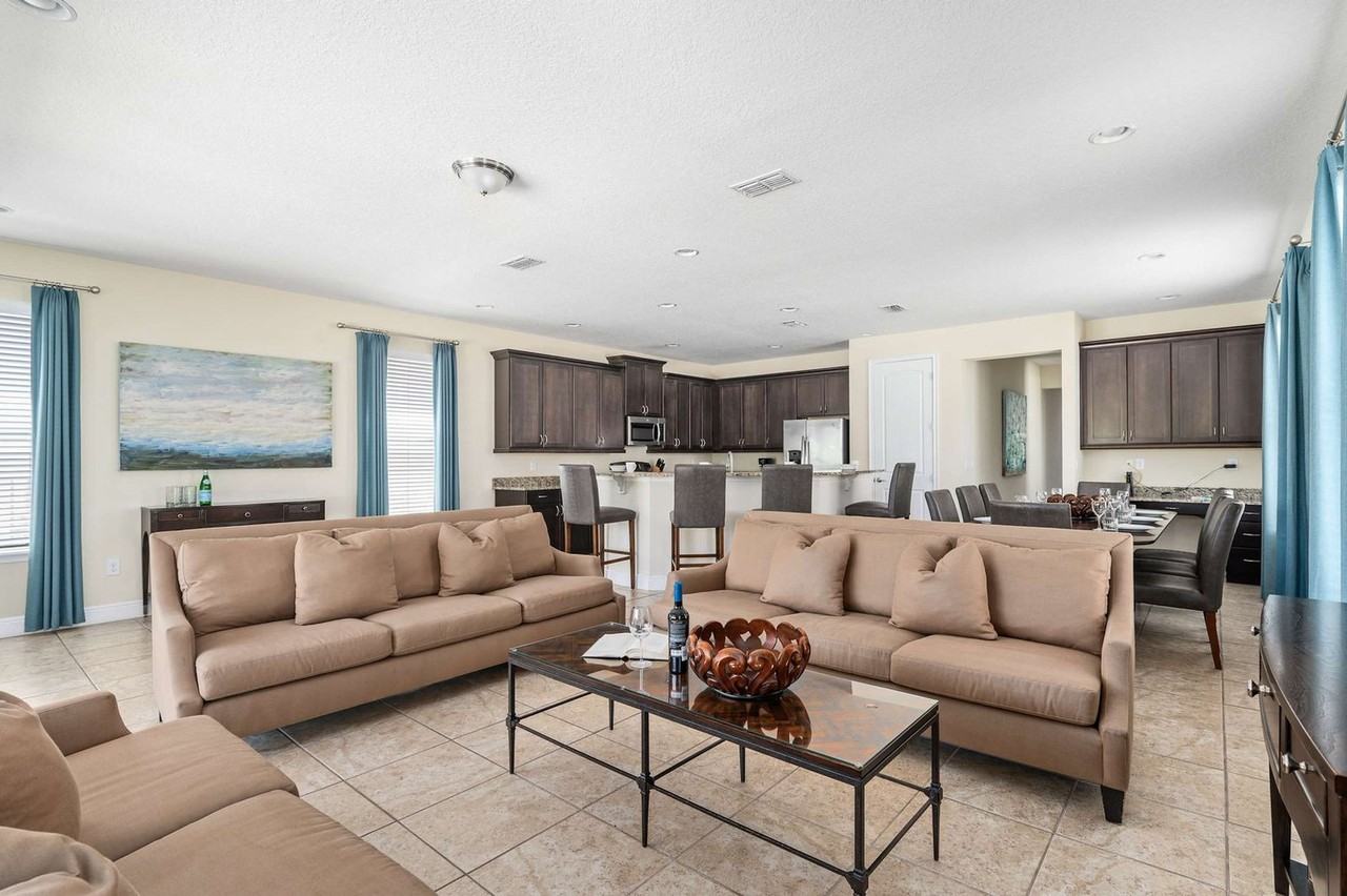 909 Desert Mountain Ct #1524600P - Photo 7 of 50