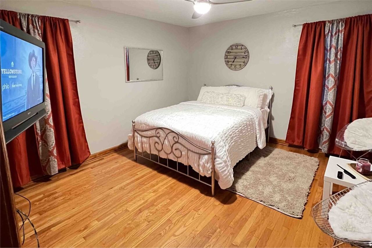 5801 Sunshine Dr #1490320P - Photo 7 of 13