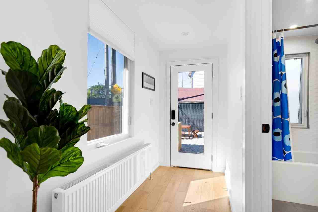 17 Peel Ave #1531114P - Photo 4 of 8