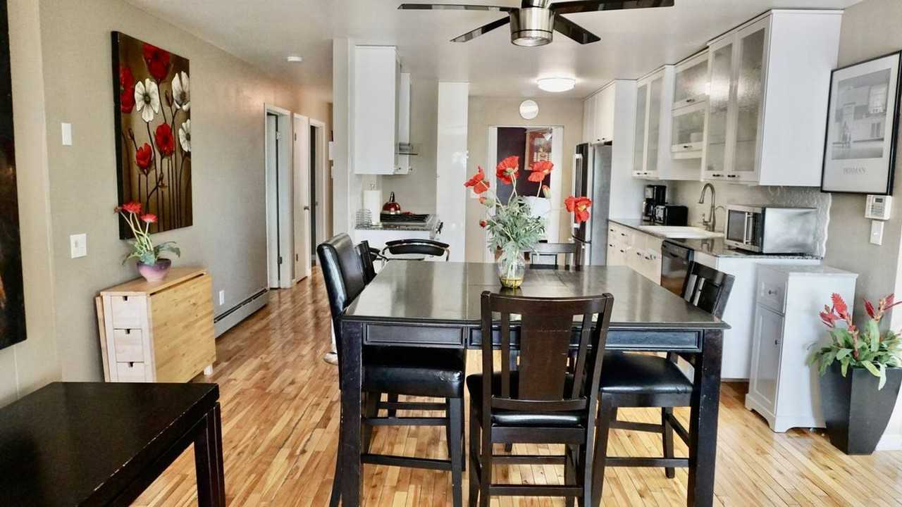 656 N Columbus St #1523707P - Photo 2 of 23