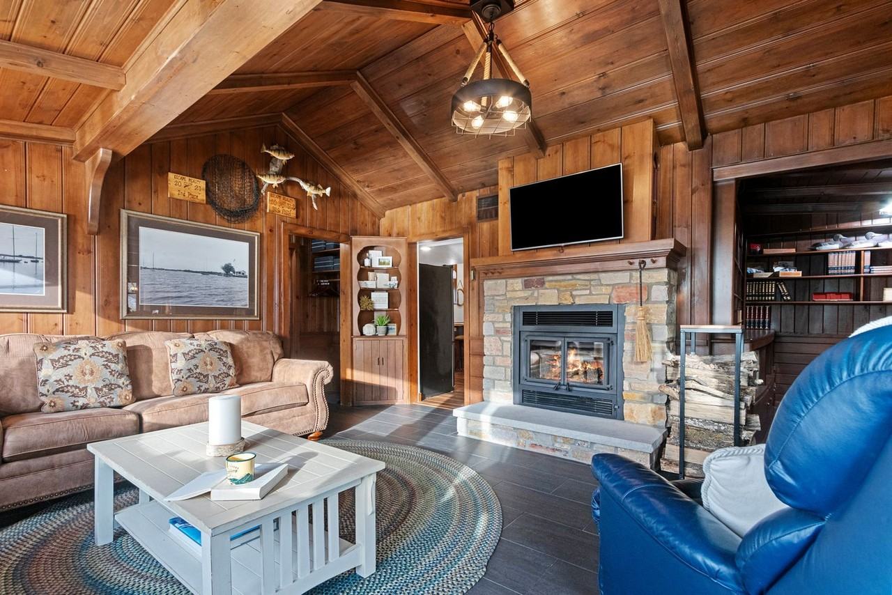1571 Harbor Rd #1531285P - Photo 2 of 45