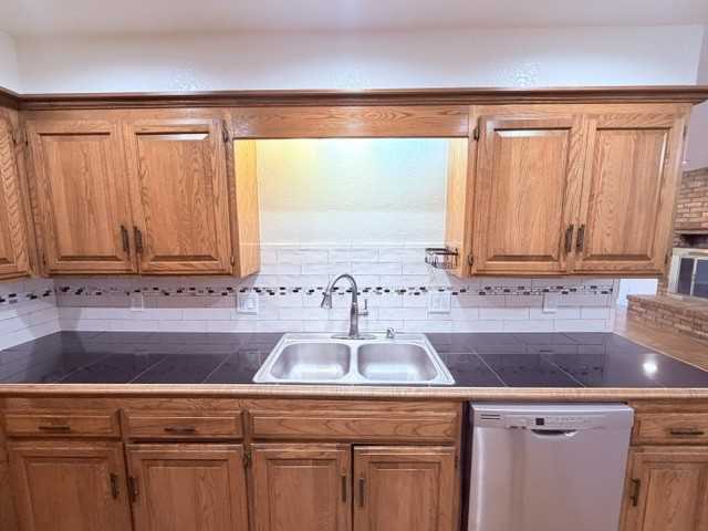 7137 Northwest 116th Street #7137 - Photo 7 of 23