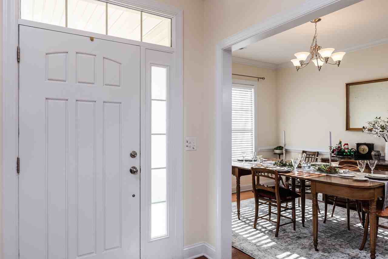 4105 Collamer Dr #1 - Photo 5 of 28