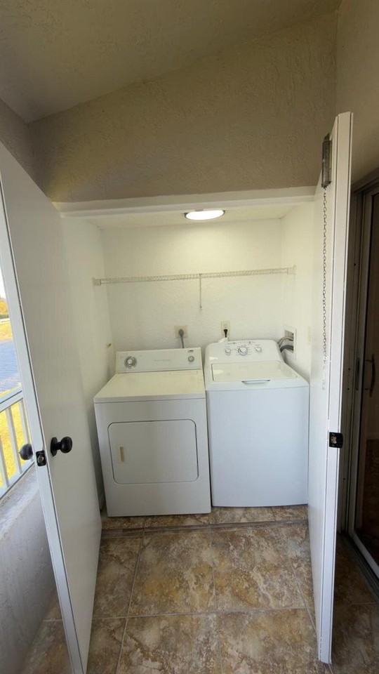 2851 South Oakland Forest Drive #307 - Photo 7 of 7