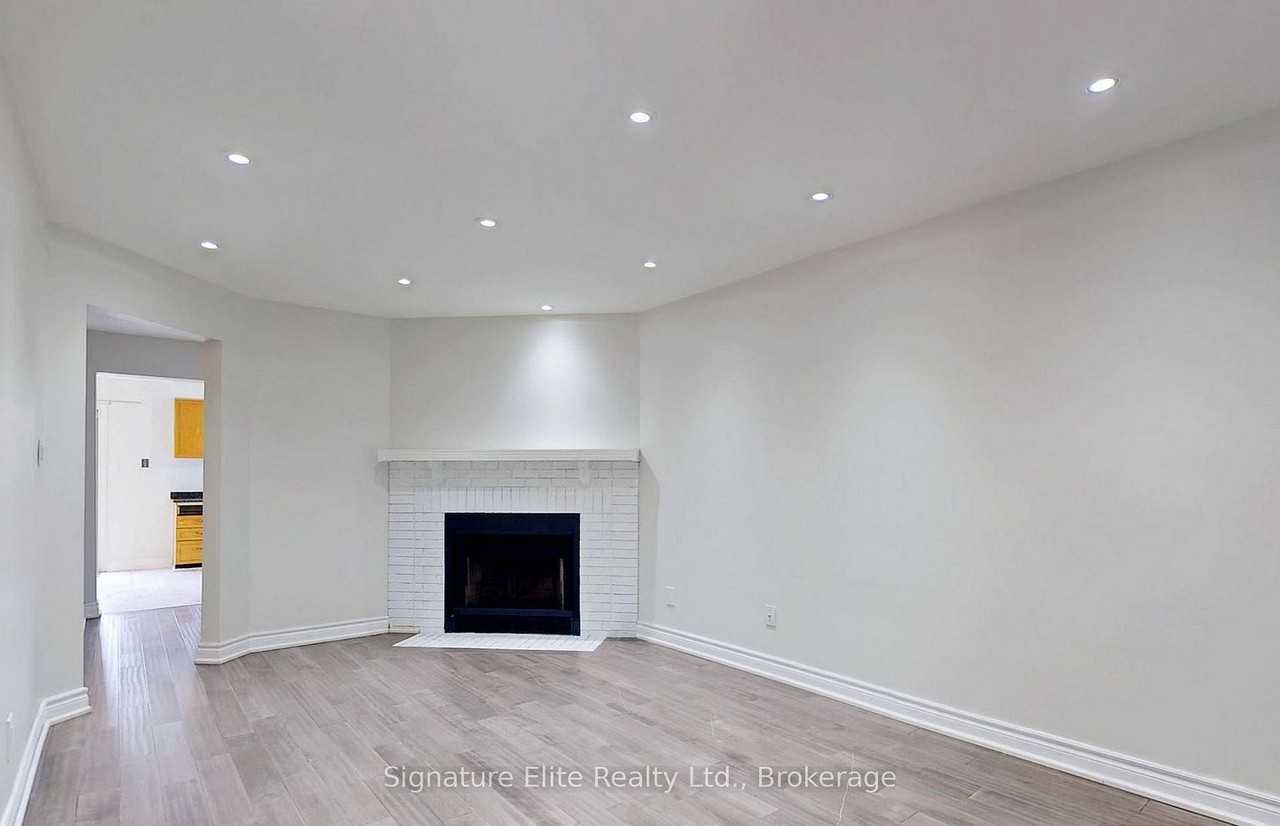 11 Noake Crescent - Photo 3 of 9