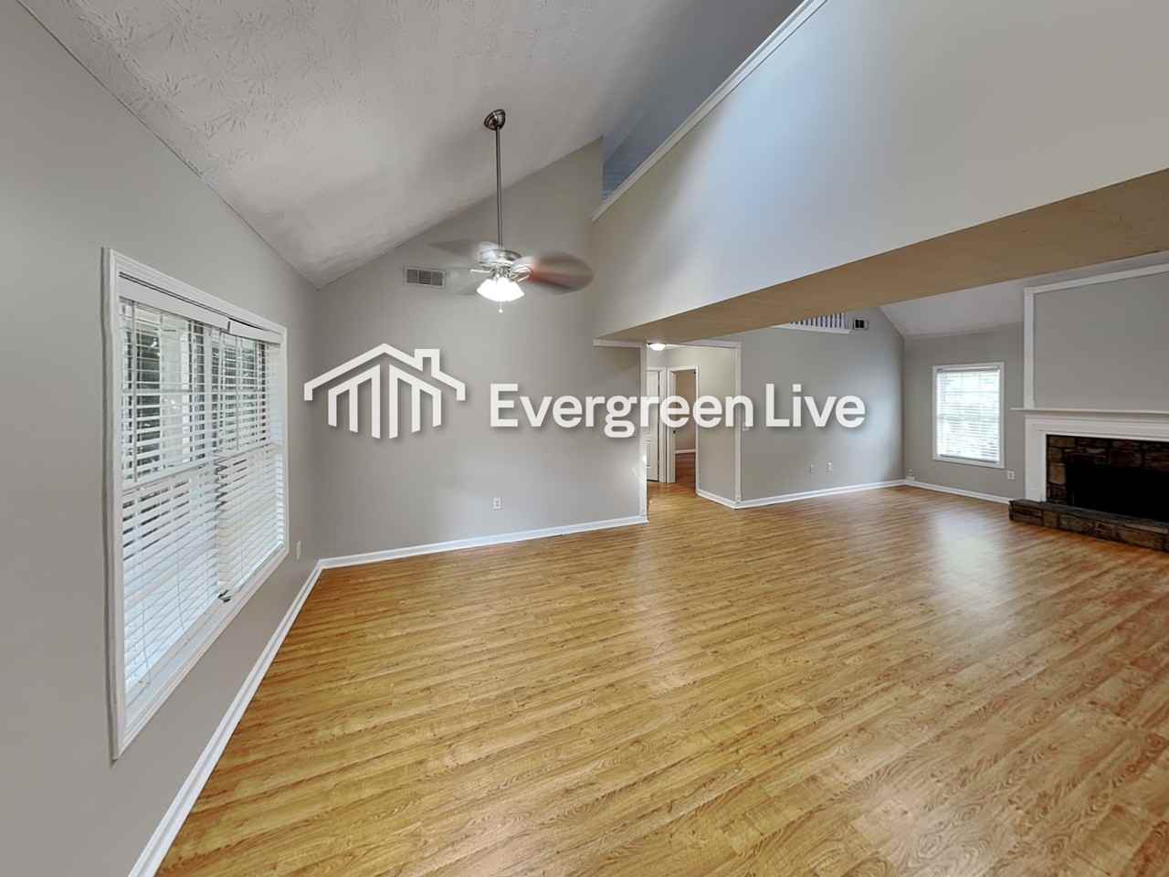 105 Hugh Dr - Photo 2 of 24