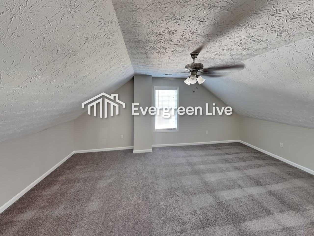 105 Hugh Dr - Photo 5 of 24