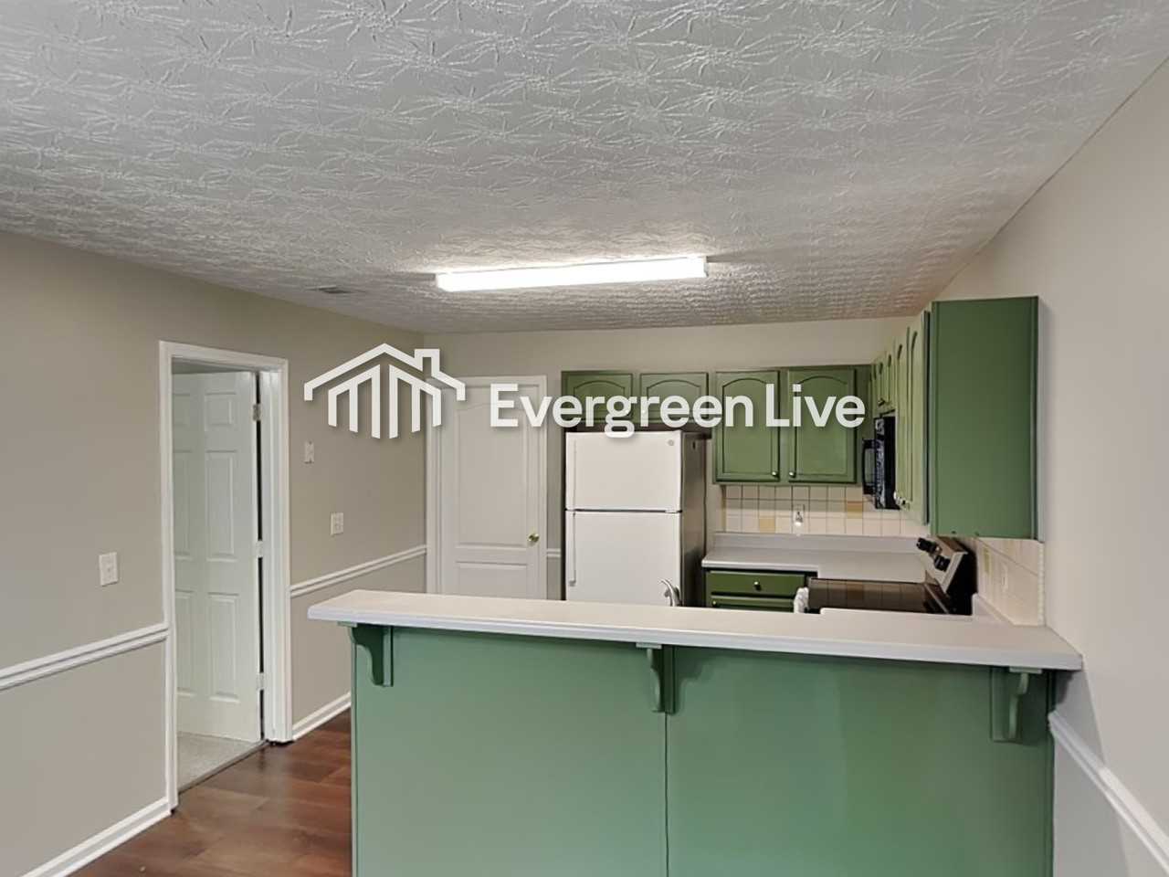 105 Hugh Dr - Photo 6 of 24