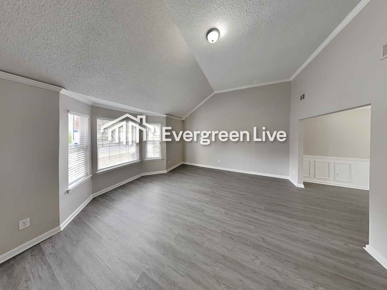 2997 Stonebridge Creek Dr - Photo 3 of 20