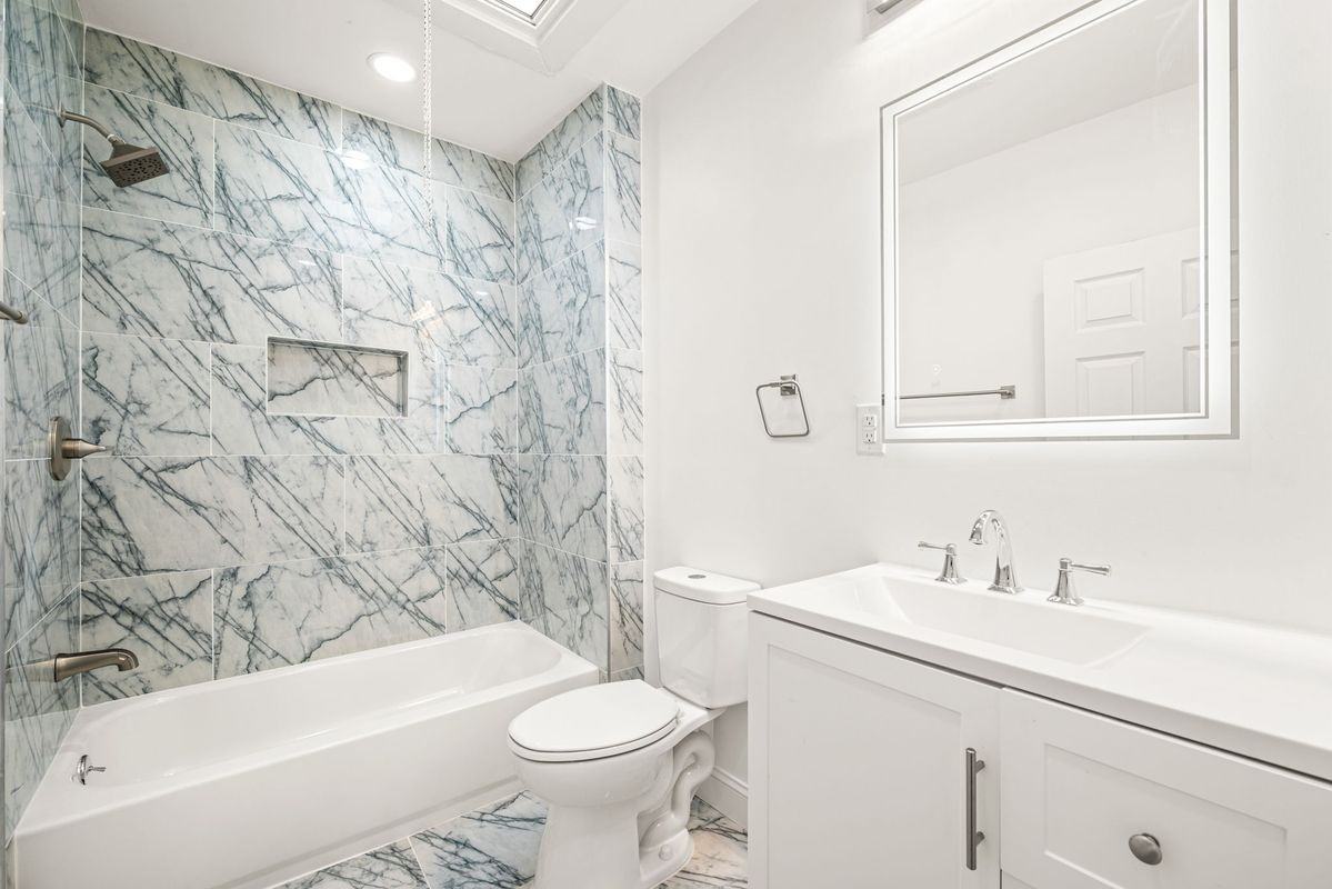 6128 Chestnut St - Photo 7 of 12