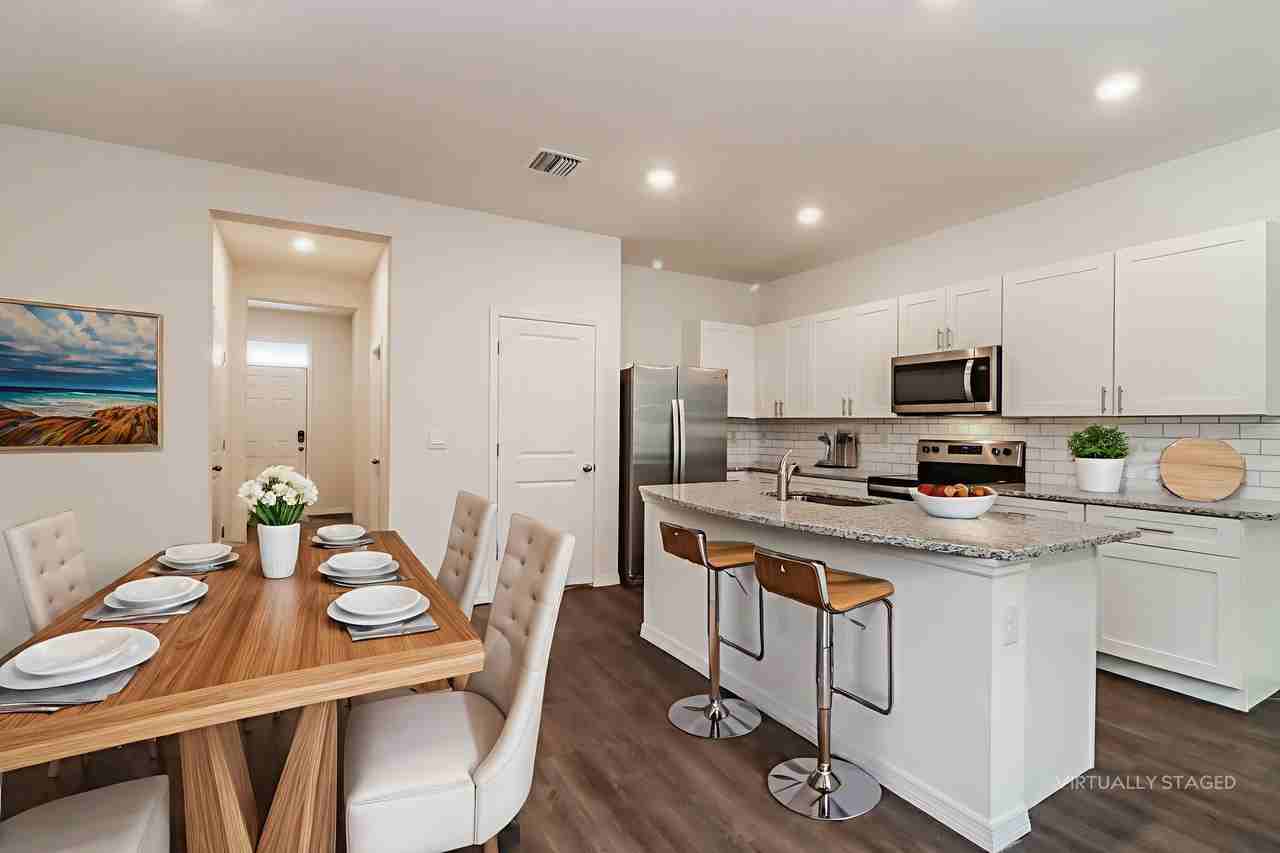 11919 Stoneport Pl - Photo 2 of 35