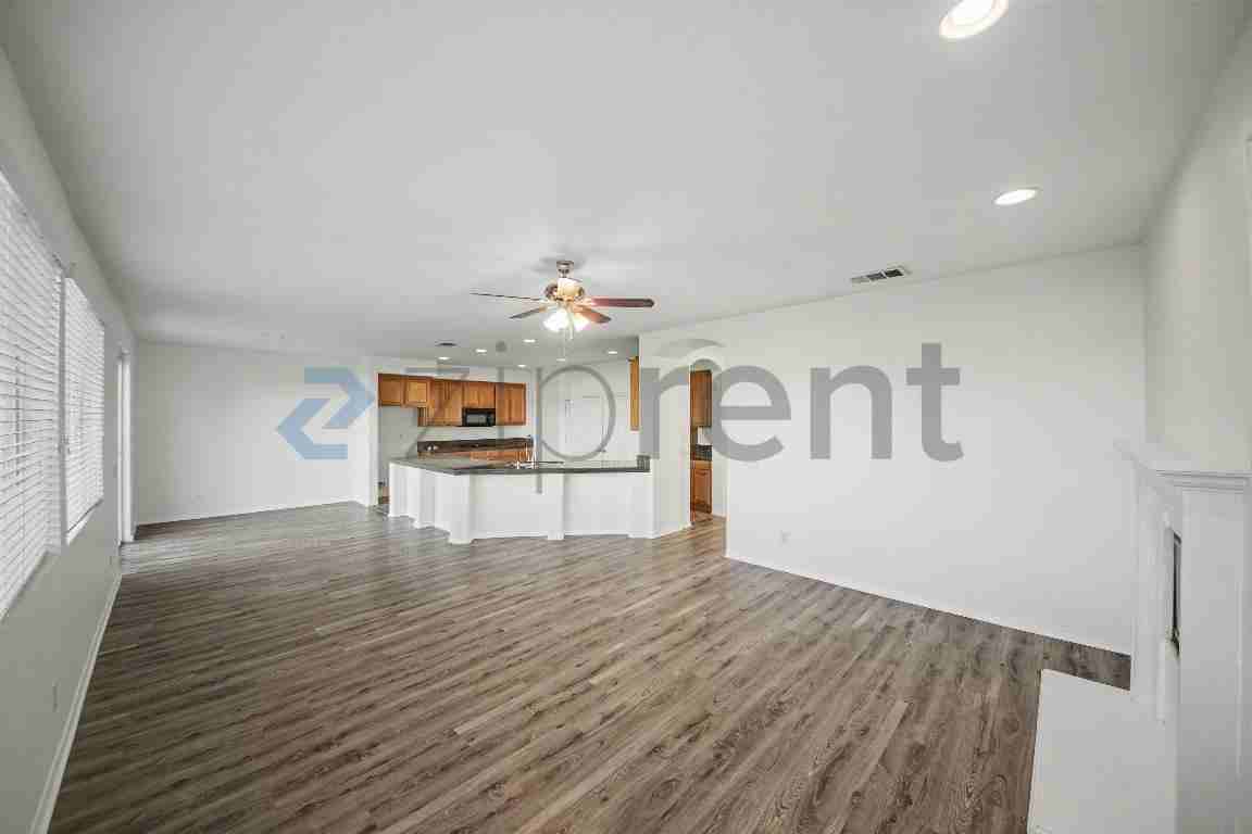 40510 Esperanza Way - Photo 6 of 29