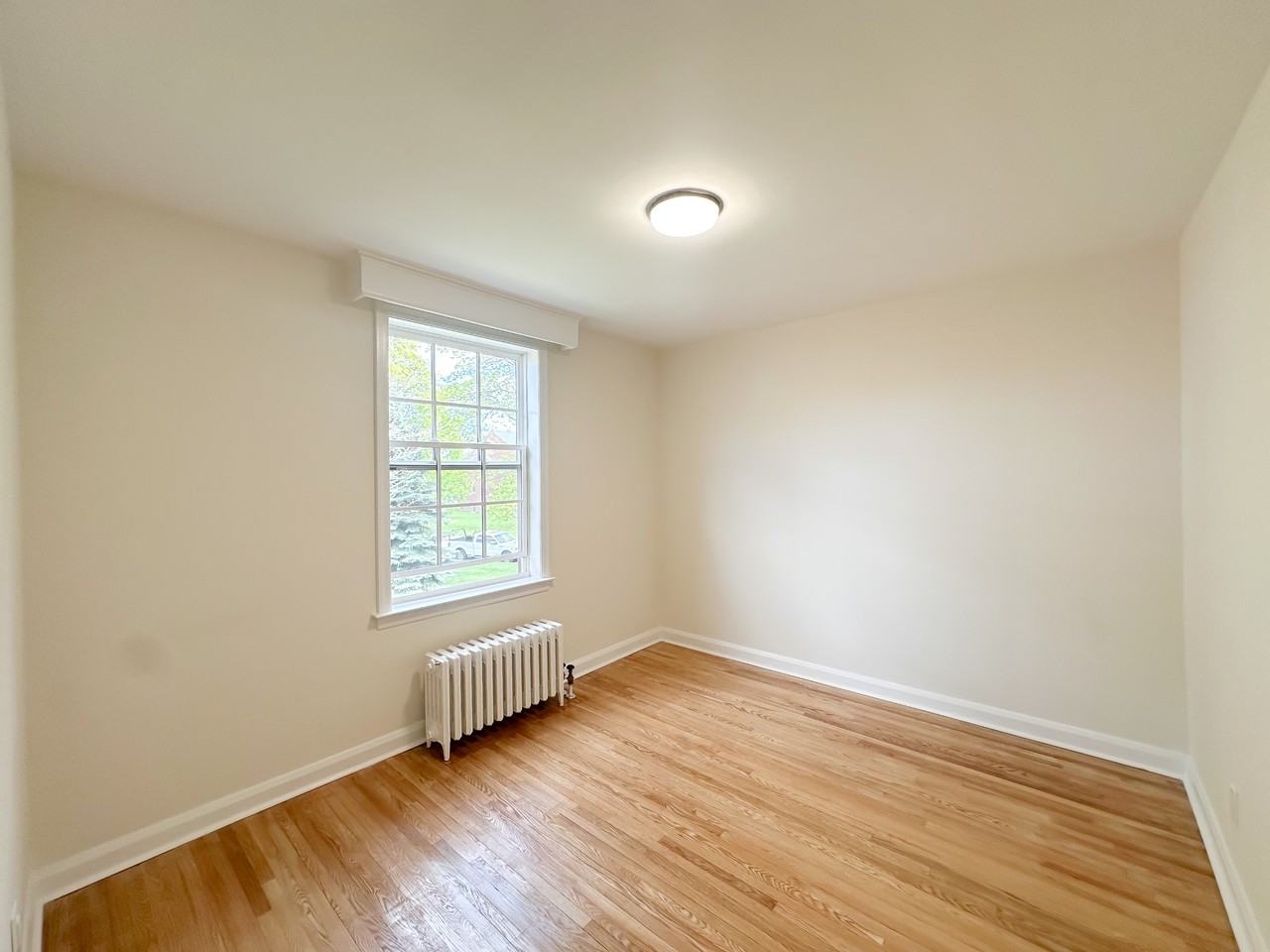 Crestview Apartments - Photo 6 of 15