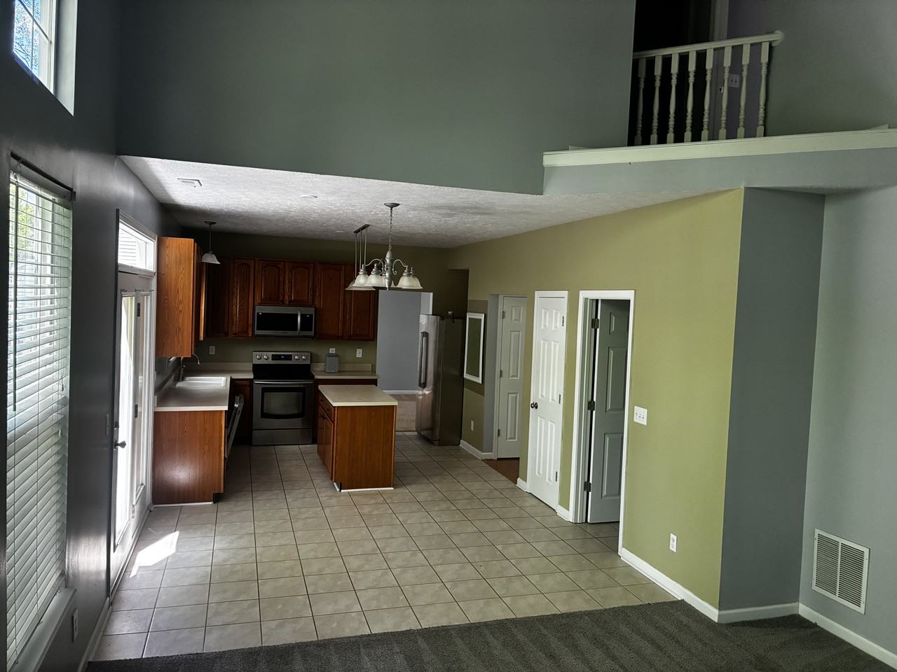 12647 Gunnison Dr #NA - Photo 4 of 23