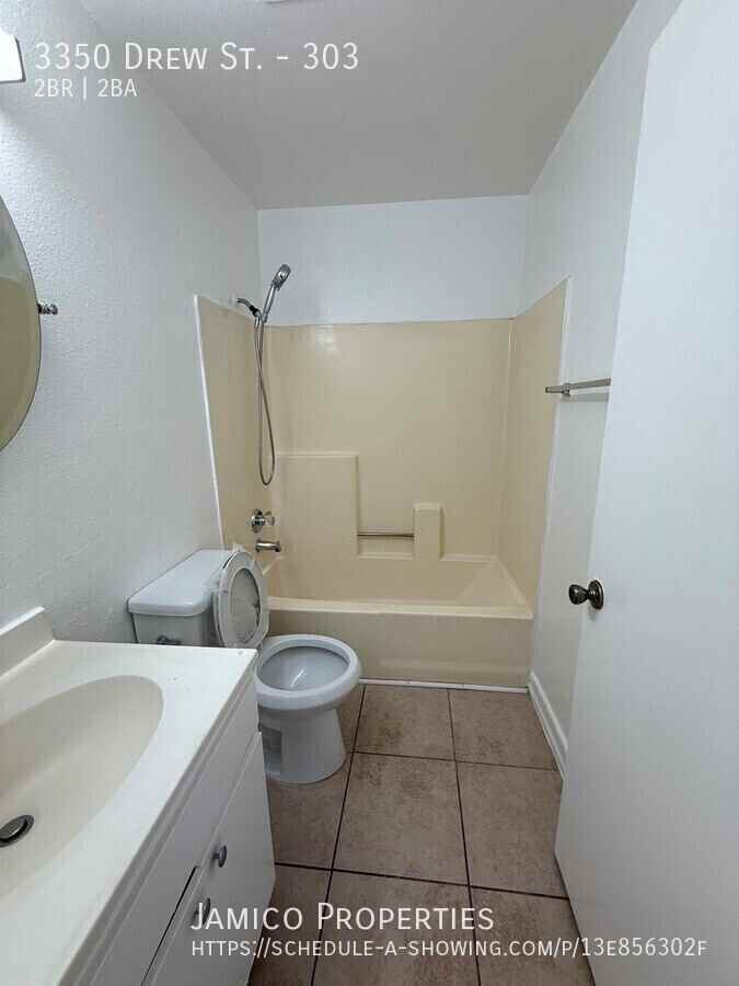 3350 Drew St #303 - Photo 4 of 11