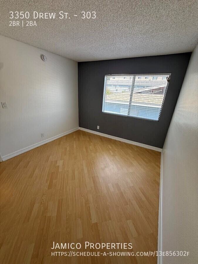3350 Drew St #303 - Photo 6 of 11