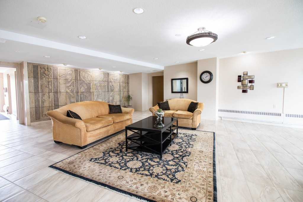 35 Towering Heights Blvd - Photo 2 of 20