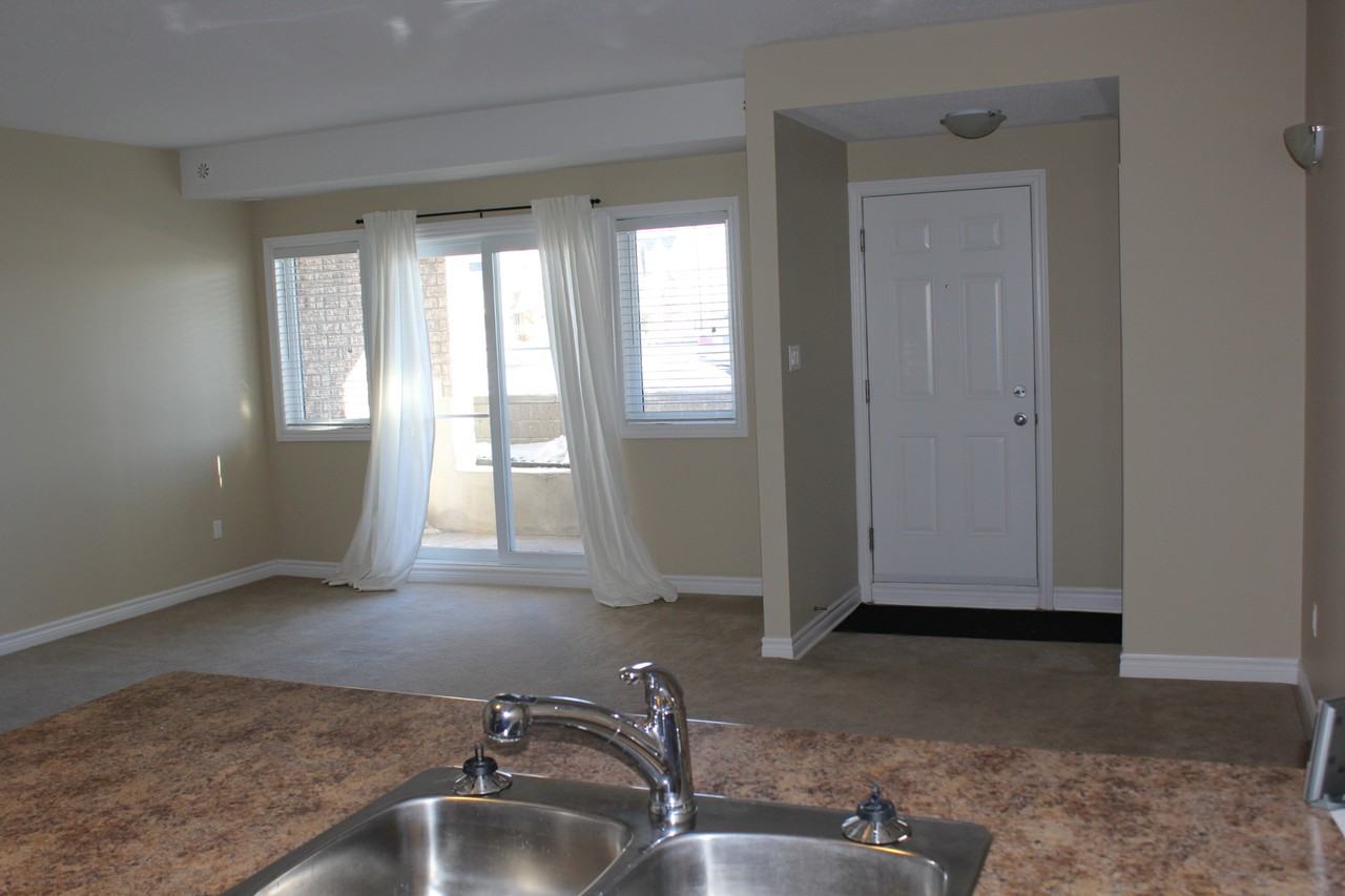 137 Harthill Way - Photo 6 of 10
