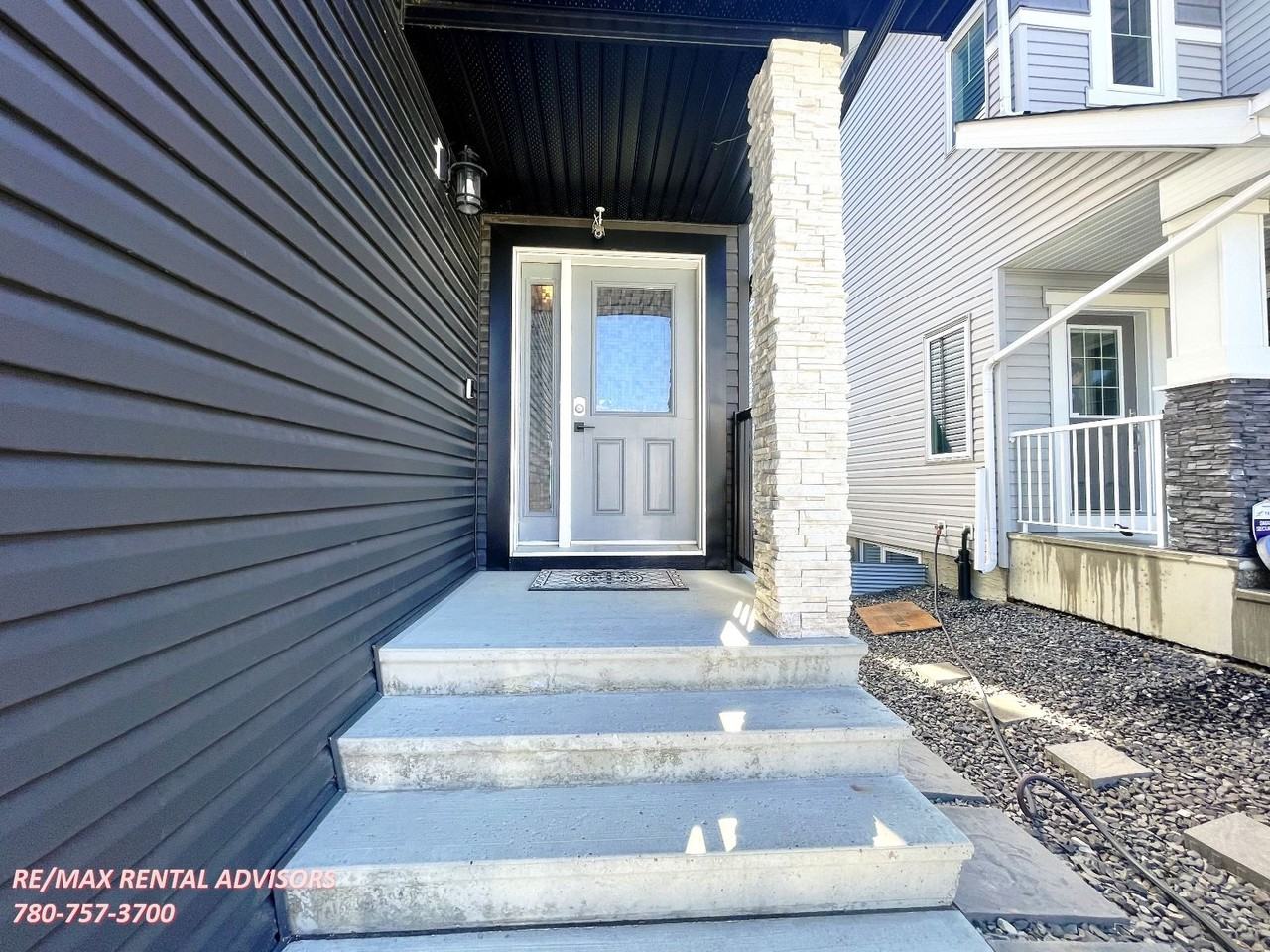 UPPER 13047 207 Street Northwest - Photo 4 of 27