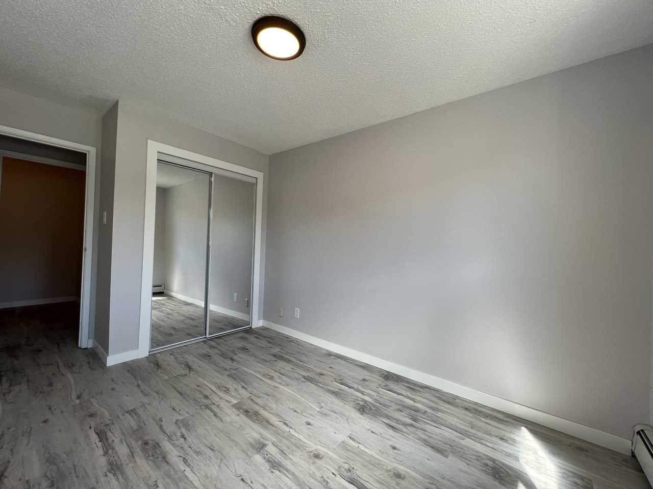 284 Notre Dame Street - Photo 7 of 9