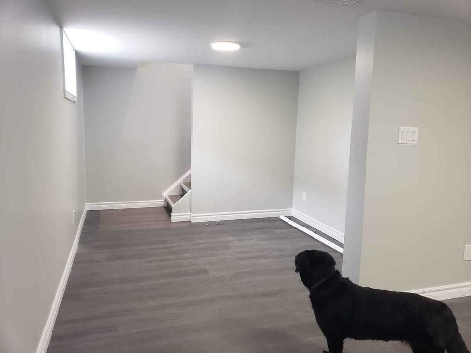 105 Harold Ave - Photo 5 of 10
