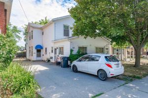 featured image of 567 Woolwich St