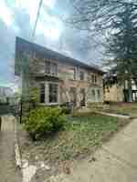 featured image of 56 Arthur St N