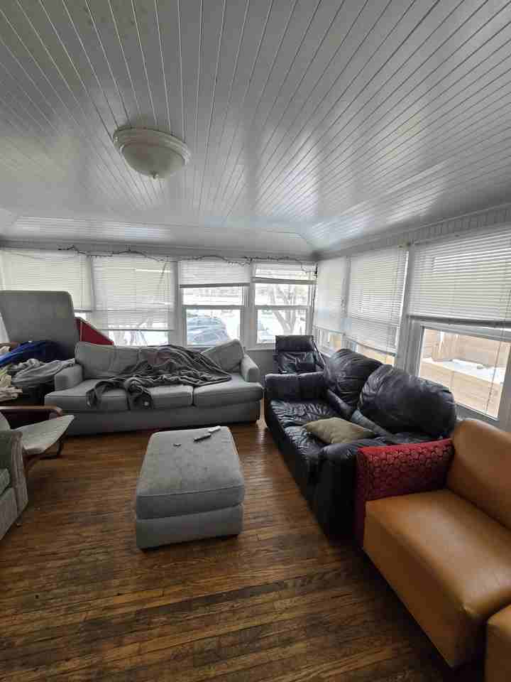 9 Waterloo Ave - Photo 5 of 23