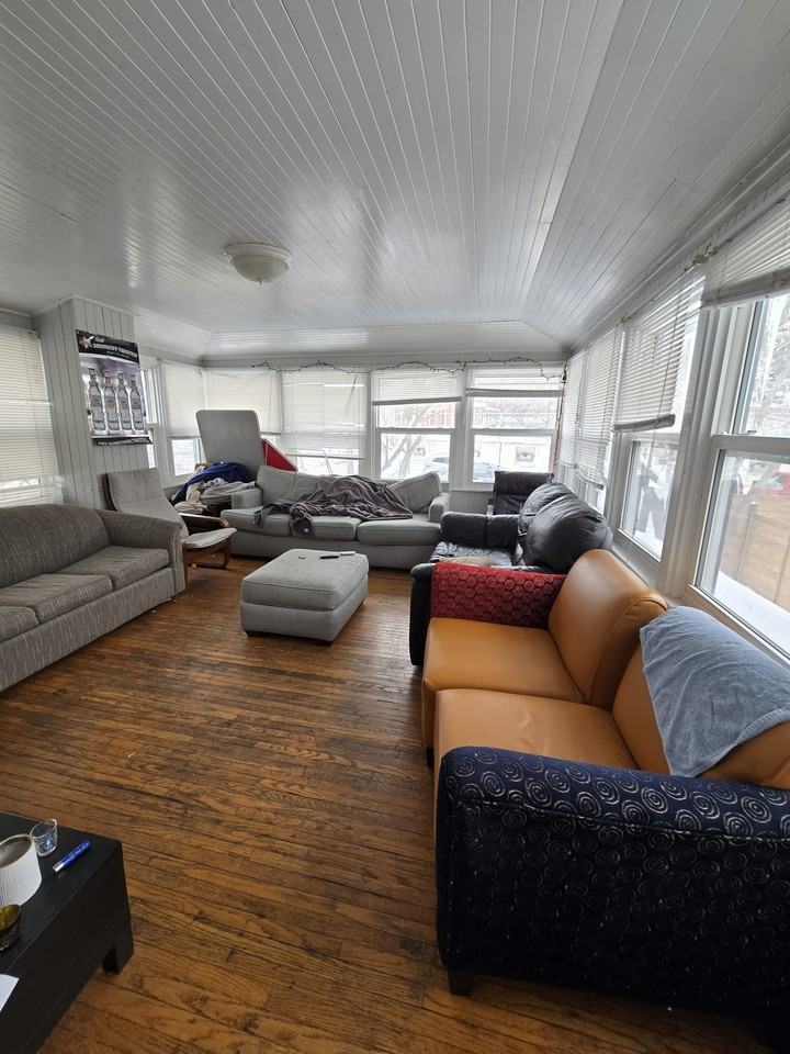 9 Waterloo Ave - Photo 7 of 23